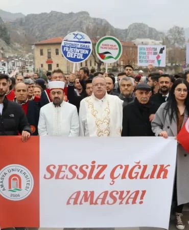 aa-20231208-33134576-33134570-amasya-universitesince-gazze-icin-sessiz-yuruyus-gerceklestirildi