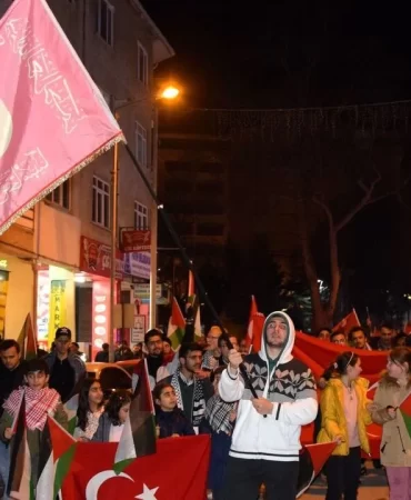 aa-20231224-33268362-33268358-bilecikte-sehitler-ve-filistin-icin-yuruyus-duzenlendi