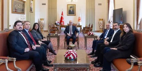Tbmm Başkanı Kurtulmuş, Cumhur İttifakı’nın Abb Başkan Adayı Altınok’u Kabul Etti