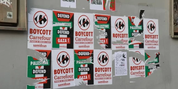 Fransa’da Carrefour, İsrail’e Desteği Nedeniyle Protesto Edildi