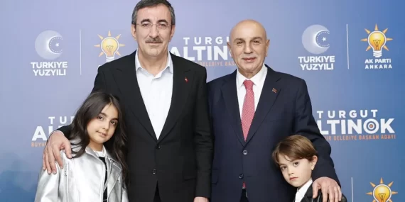 Yılmaz, Ak Parti Ankara Adayı Proje Tanıtımında Yer Aldı