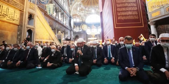 Cumhurbaşkanı Erdoğan, Kampanyasını Ayasofya’da Akşam Namazıyla Sonlandıracak