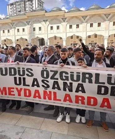 dailyummah-7680
