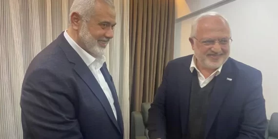 Saadet Partisi Genel Başkanlığına Adaylığını Açıklayan Selman Esmerer Kimdir?