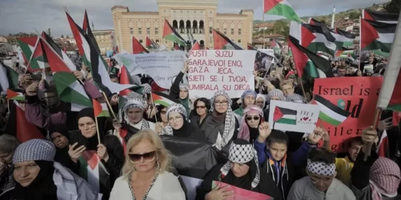 Saraybosna’da İsrail’in Gazze’ye Saldırıları Protesto Edildi