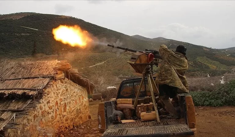 ypg-rakka-kirsalinda-gazetecileri-hedef-aldi