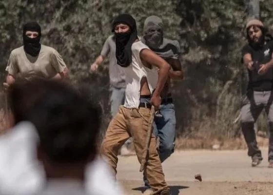 El Halil'de şiddet: İsrail baskınında yaralılar ve yıkım
