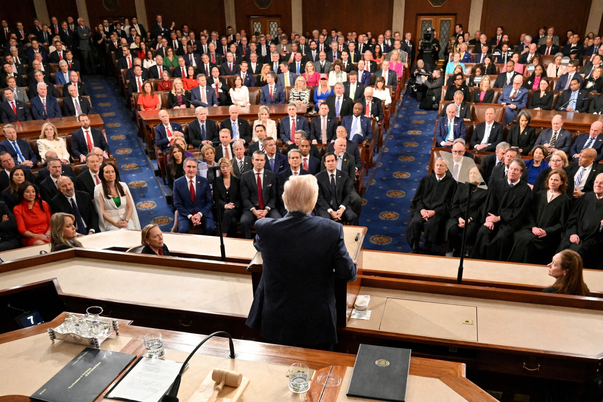 Trump ve Kongre arasında "savaş yetkisi" sınavı