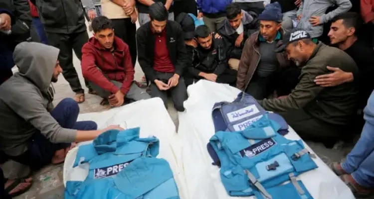 Gazze'de basın özgürlüğü sloganları kana bulandı