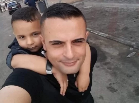 Gazze'de su taşıyan kardeşlere İsrail kurşunu