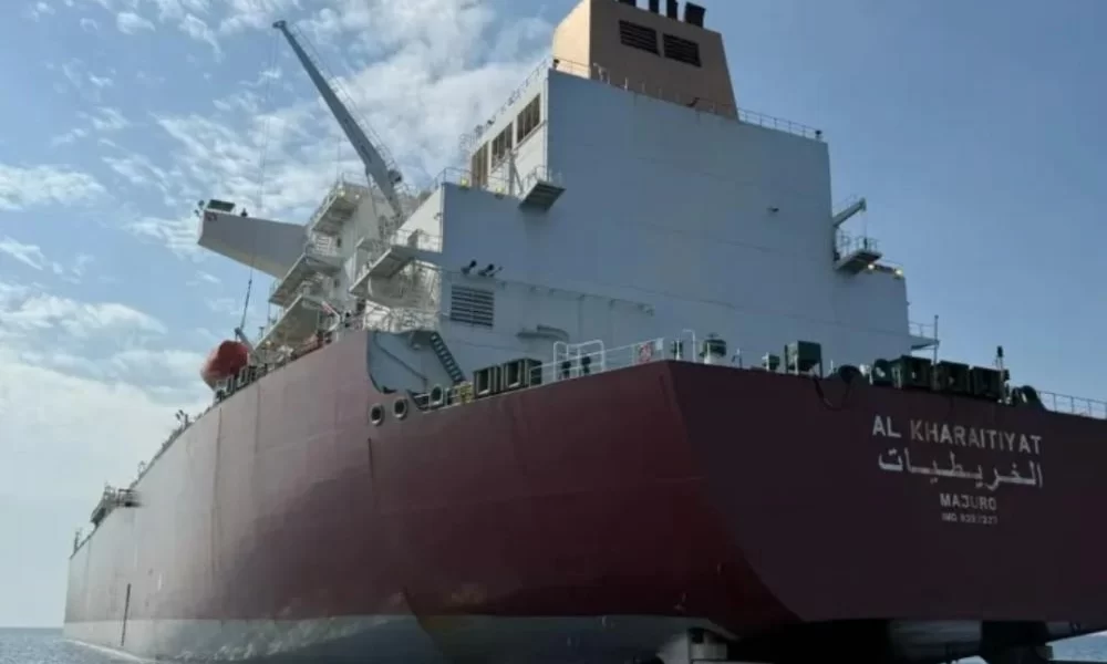 Katar gaz tankeri savaşın başından bu yana ilk kez Hürmüz'den geçti