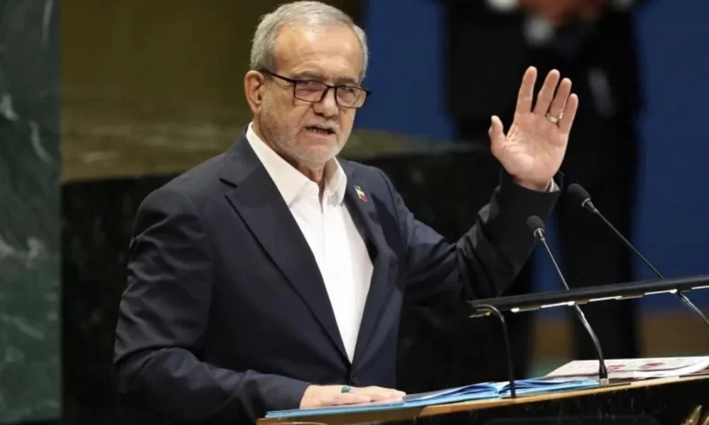 Pezeşkiyan: Halkımız düşmana asla boyun eğmez