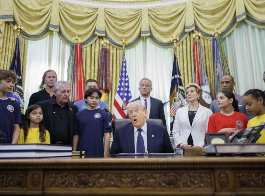 Trump'tan çocuklara "İran ve nükleer bomba" konuşması