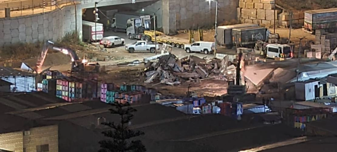 Batı Şeria’da gece operasyonları: Beyta’da yıkım, şehirlerde baskınlar