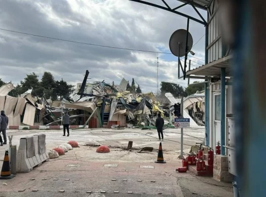 Eriha'da yıkım dalgası: Evler ve tesisler hedef alındı