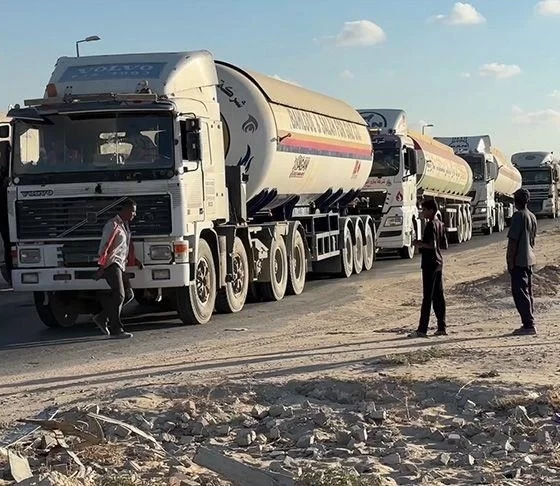Gazze'ye Gaz Sevkiyatı: 4 Tır İçin Dağıtım Başladı