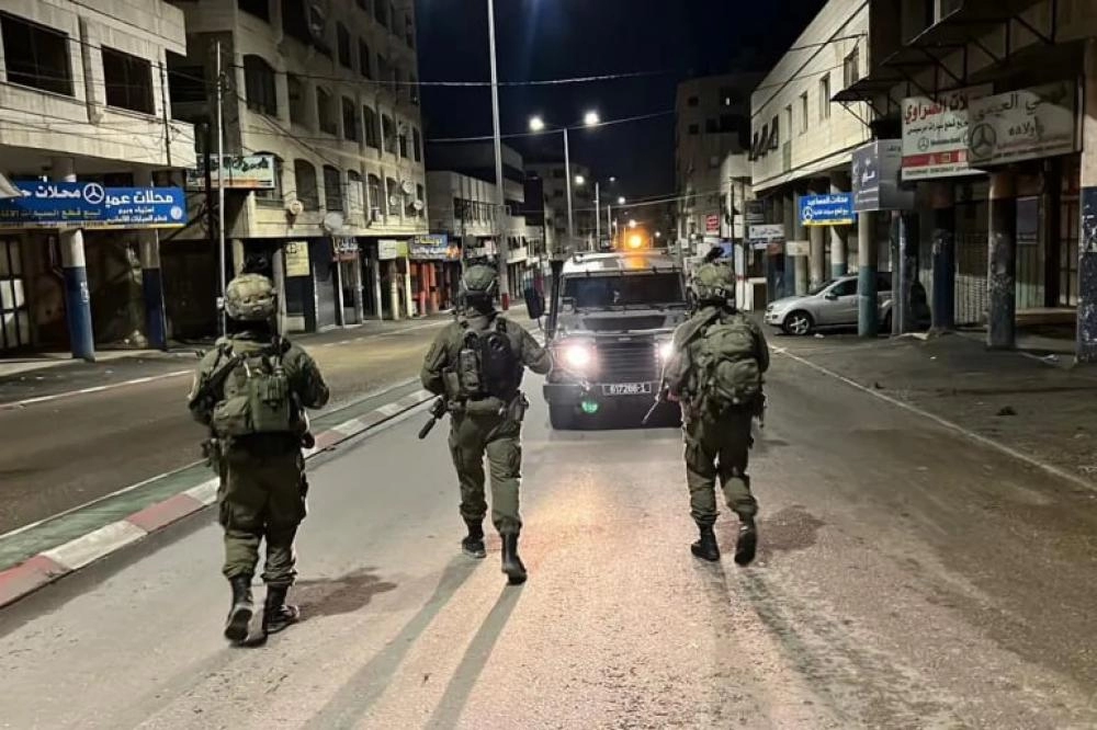 İsrail güçleri Beyt Faccar kasabasına baskın düzenledi