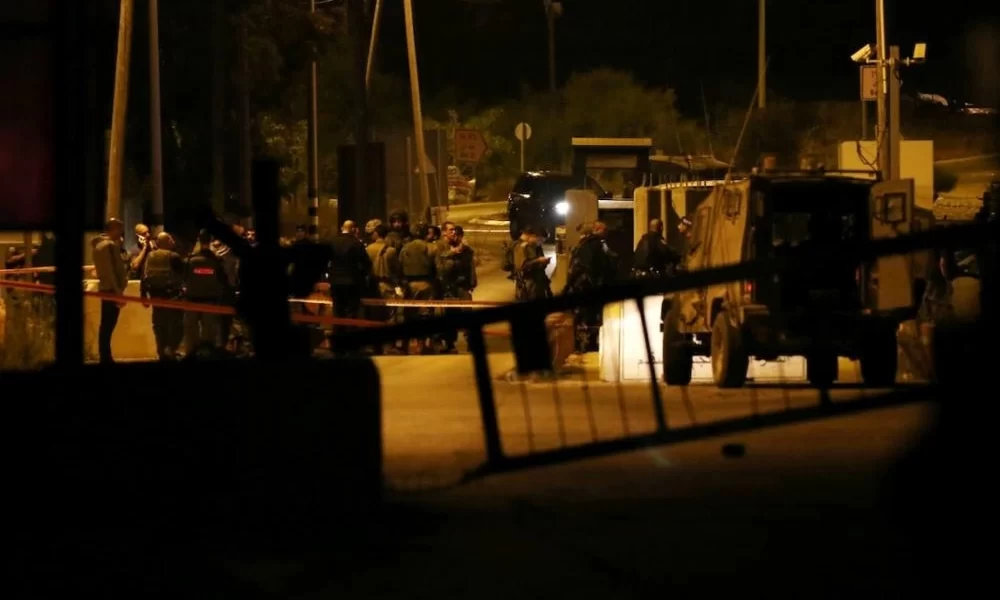 Ramallah yakınlarında askeri kontrol noktası kıskacı: Eski mahkum tutuklandı