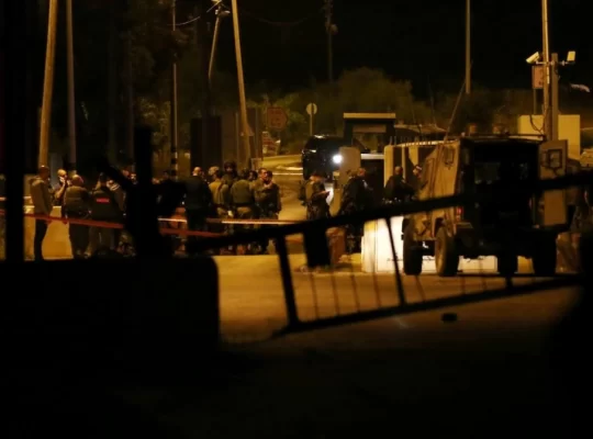 Ramallah yakınlarında askeri kontrol noktası kıskacı: Eski mahkum tutuklandı