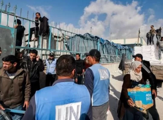 UNRWA Gazze'de 70 çalışanı işten çıkardı: Büyük tepki