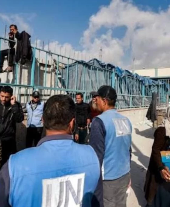 UNRWA Gazze'de 70 çalışanı işten çıkardı: Büyük tepki