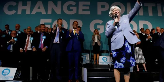 İngiltere’de sarsıcı ölüm: Anne Widdecombe hayatını kaybetti