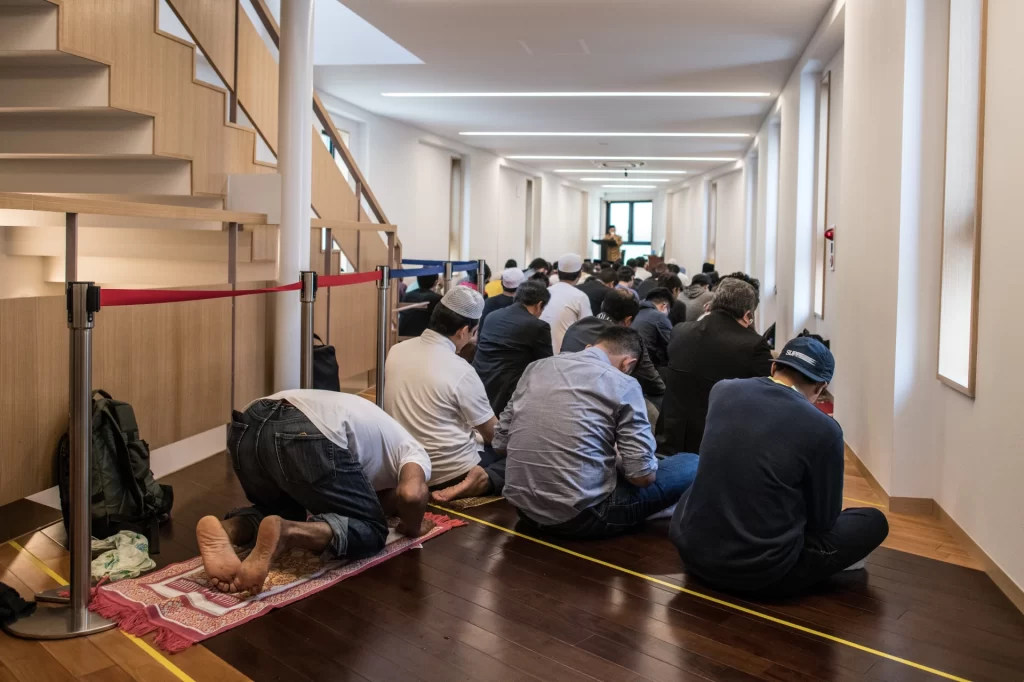 Japonya'da bayram namazına 