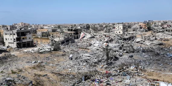 Refah'ta yeni tahkimat: İsrail ordusu sınır hattında üs ve set inşa ediyor