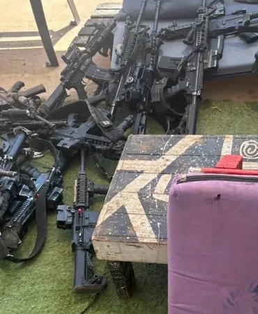 Sde Teiman'da isyan: 100 İsrail askeri silahlarını bırakıp üssü terk etti