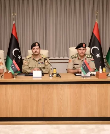 Sirt’te tarihi zirve: Libya ordusunu birleştirme adımı