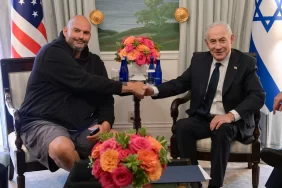 Şortlu kabul ve cep telefonu: Fetterman-Netanyahu görüşmesi gündem oldu