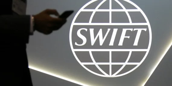Swift'in tahtı sallanıyor mu? Küresel ödemelerde büyük yarış
