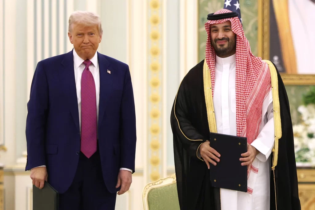 Trump'tan Suudi Arabistan ile tarihi nükleer anlaşmaya onay
