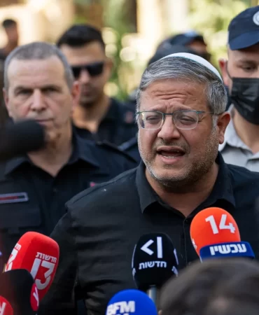 Açlık, tehdit ve baskı: Ben-Gvir’in Filistinli tutuklulara yönelik karnesi