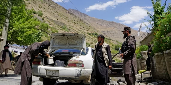 Afganistan'da bombalı suikast: Belediye başkanı öldürüldü