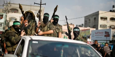 Hamas silah bırakıyor: İsrail neden Gazze'den çekilmiyor?