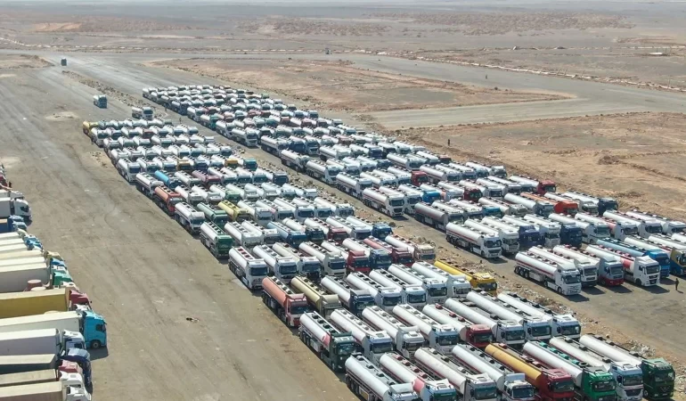 Hürmüz krizi Irak'ı vurdu: Kerkük-Baniyas hattı 15 milyar dolar