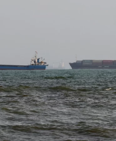 Hürmüz'de ADNOC filosu hedefte: 48 saatte 3 tankere saldırı