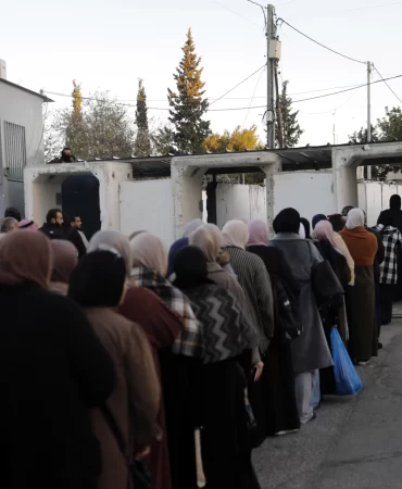 İsrail kontrol noktaları "doğumhaneye" dönüştü: Batı Şeria’da insanlık dramı