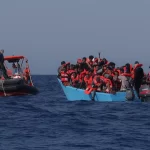 İtalya ile Almanya arasında Akdeniz'de göçmen krizi tırmandı