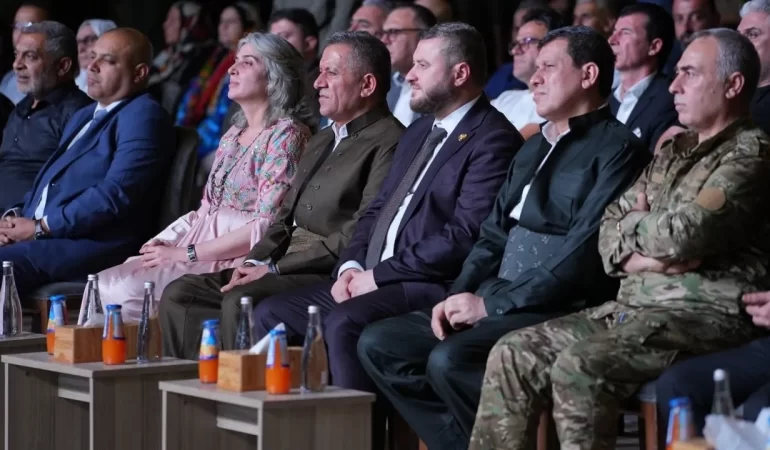 SDG'den kritik Şam çıkışı: Askeri çatışma dönemi sona erdi