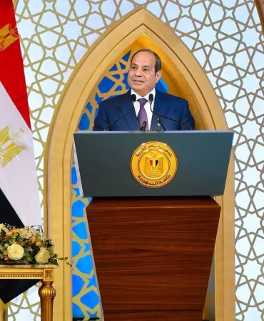 Sisi'den dış tehdit mesajı: Ordumuz her an göreve hazır