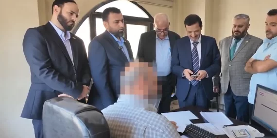 Suriye'de 'ölü aylıkları' skandalı: 150 yaşındaki kişiye maaş bağlamışlar