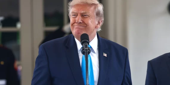Trump’tan UCM’ye alaycı yanıt: Beni hedef aldıklarını sanmam