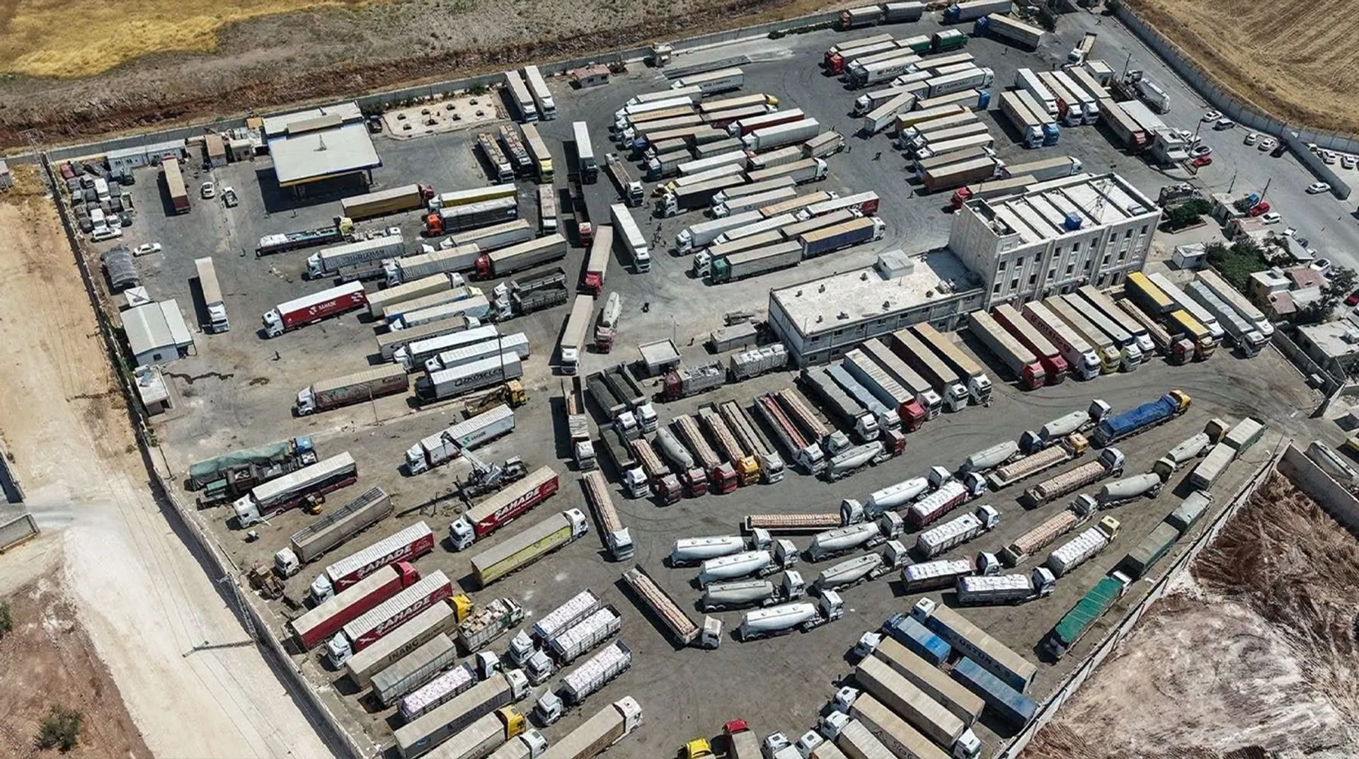 Türkiye'den Körfez'e Suriye koridoru: Ticaret ve enerjide bölgesel hamle