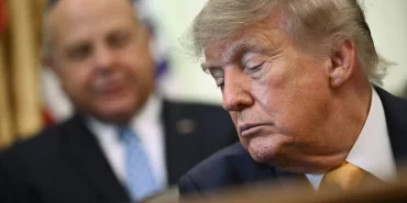 ABD'de Trump'a bir darbe daha: Milyonlarca seçmene denetim engeli