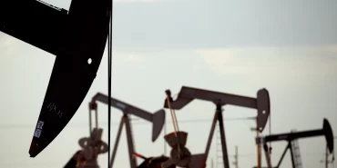Diplomasi umudu emtiayı vurdu: Petrol ve altın geriledi