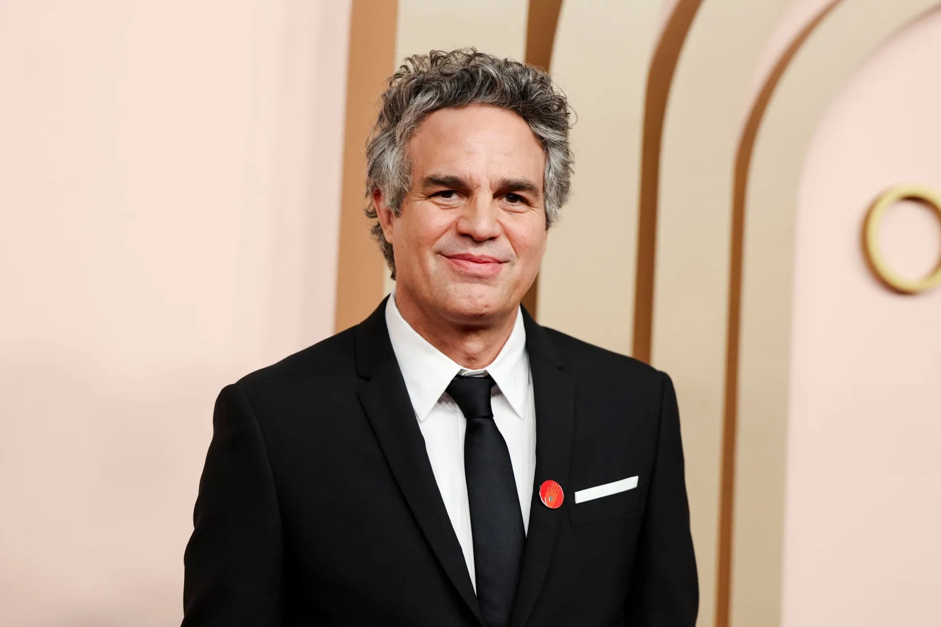 Hollywood karıştı: 170 Yahudi isim Mark Ruffalo'ya siper oldu