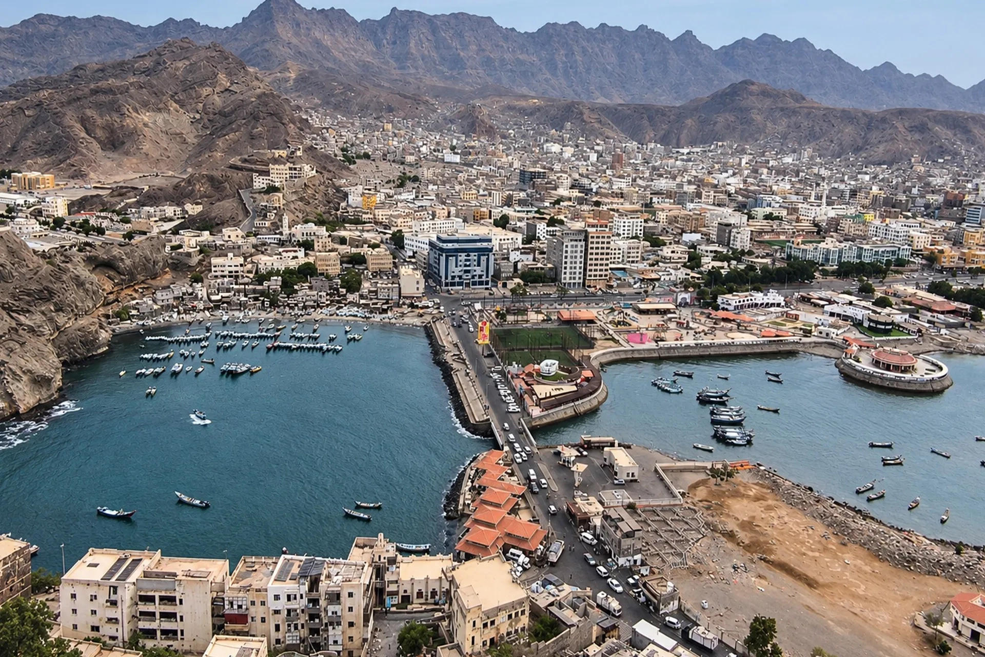 Husilerin Bebülmendep hamlesi: Aden'de güvenlik hesapları sil baştan