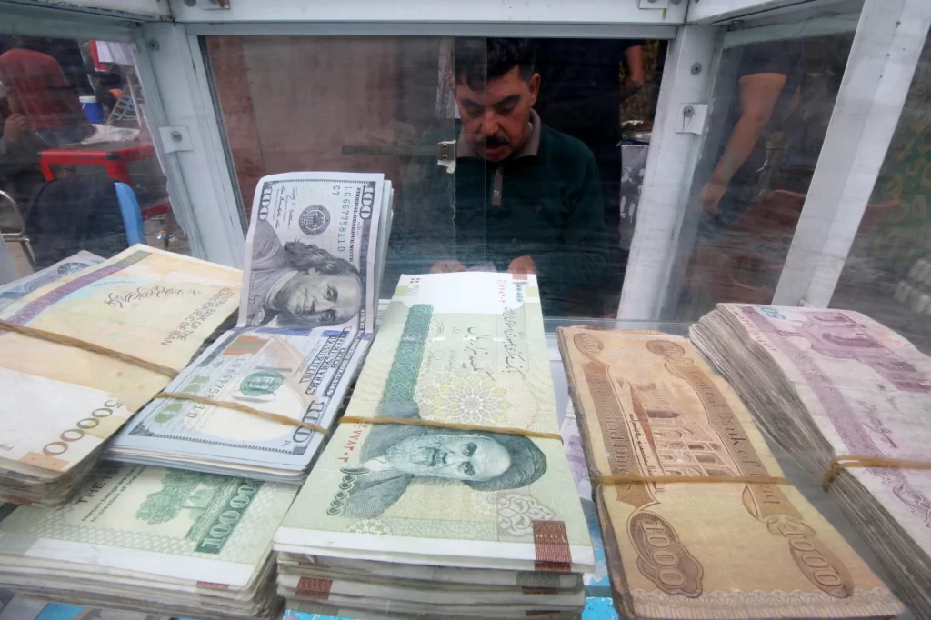 İran riyali dipte: Dolar karşısında tarihi çöküş durdurulamıyor